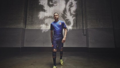 【开云体育运营团队】申花正式宣布盖伊加盟，外援储备达七人，阿马杜与阿苏埃调整方案引热议