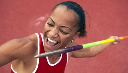 【开云官方网站】玻璃人噩梦重现！巴萨33岁老队长伤退，西班牙超级杯征程蒙阴影