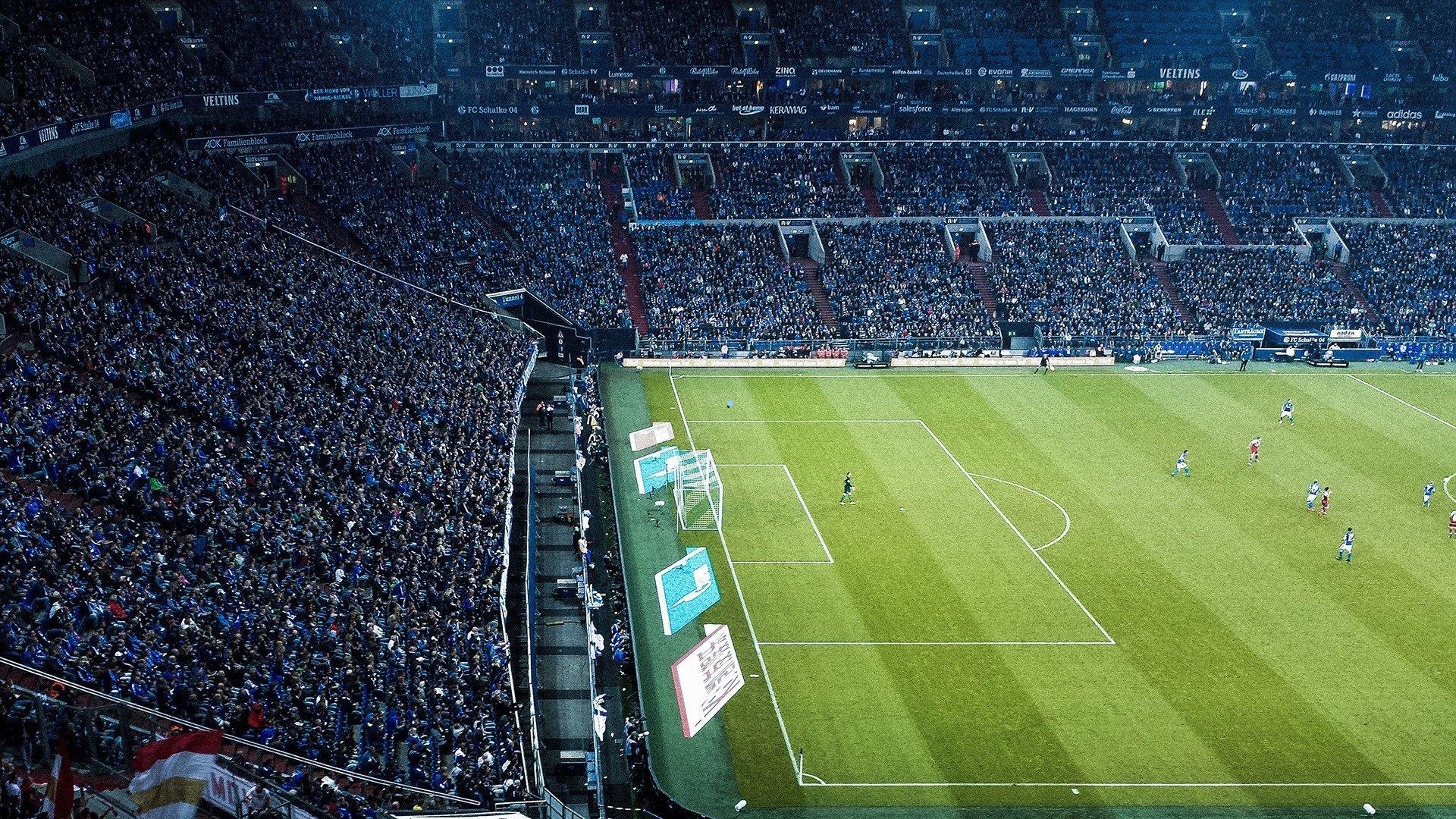 新双骄时代正式加冕!历史性一夜,姆巴佩哈兰德同日超越C罗里程碑